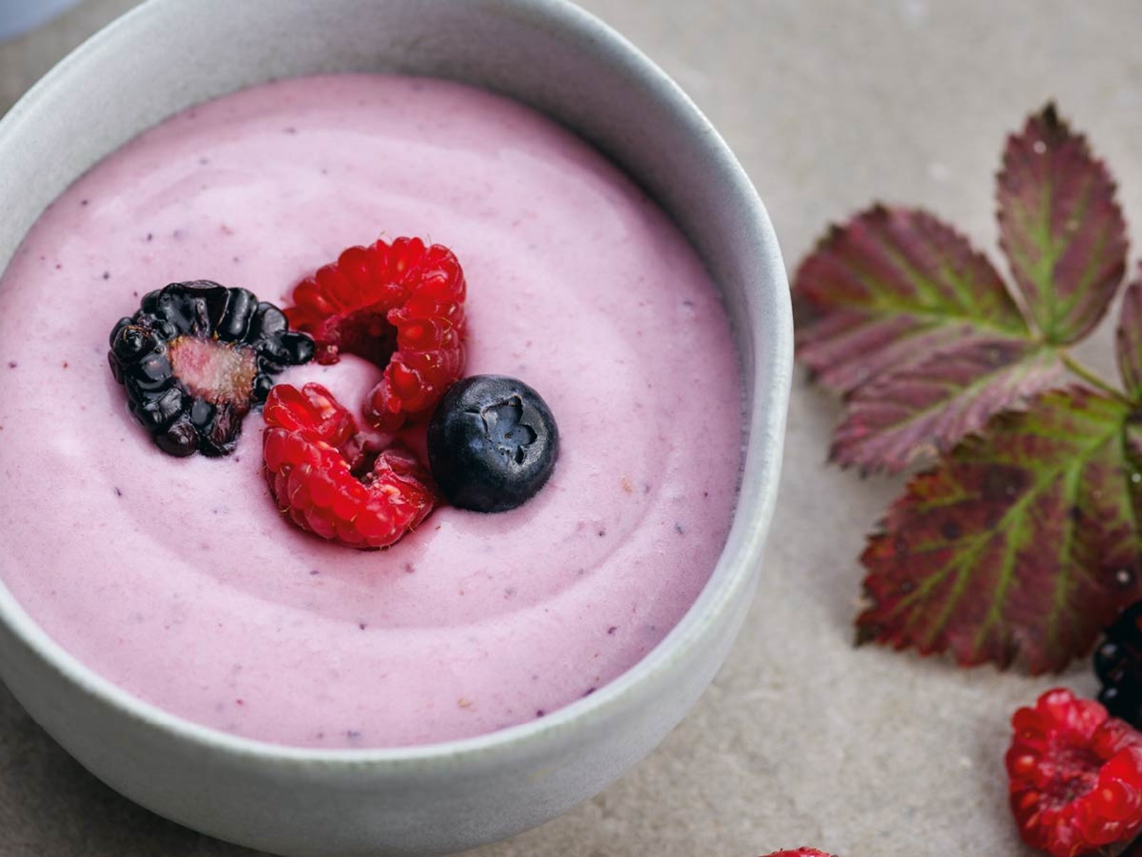 Mousse chia frutos vermelhos