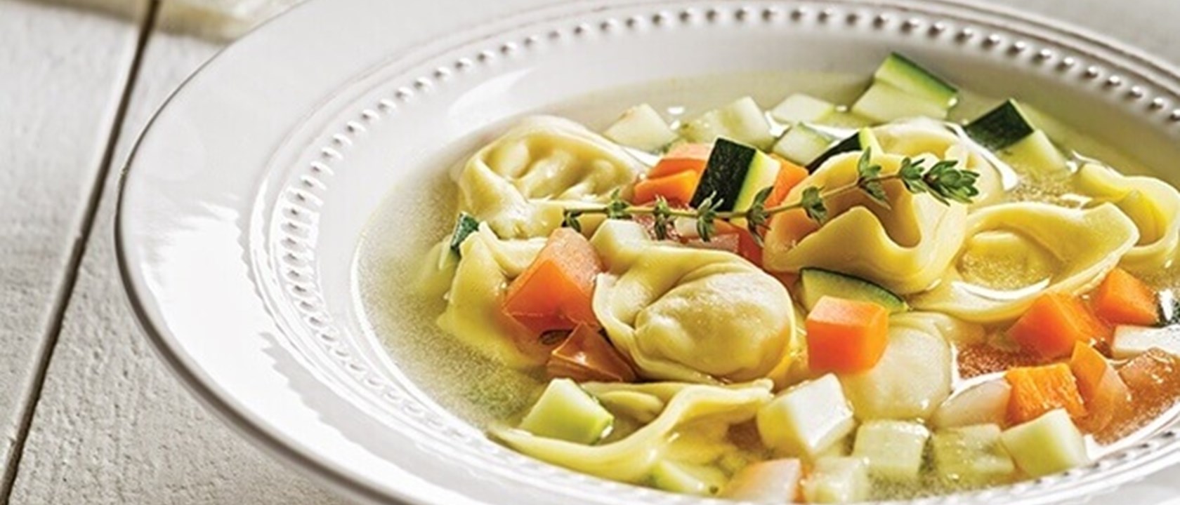 Sopa-de-vegetais-e-tortellini