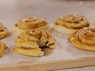 cinnamon rolls rolinhos de canela