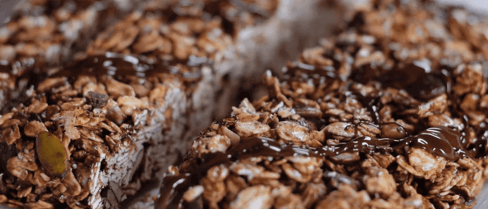 Barras-de-granola-com-chocolate-preto