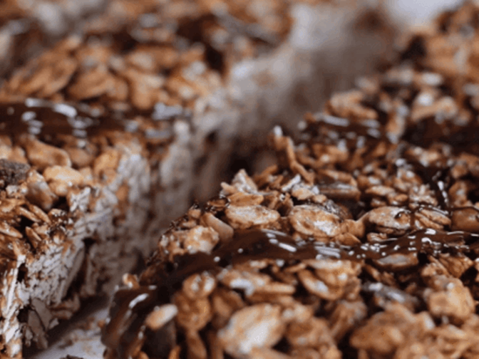 Barras-de-granola-com-chocolate-preto
