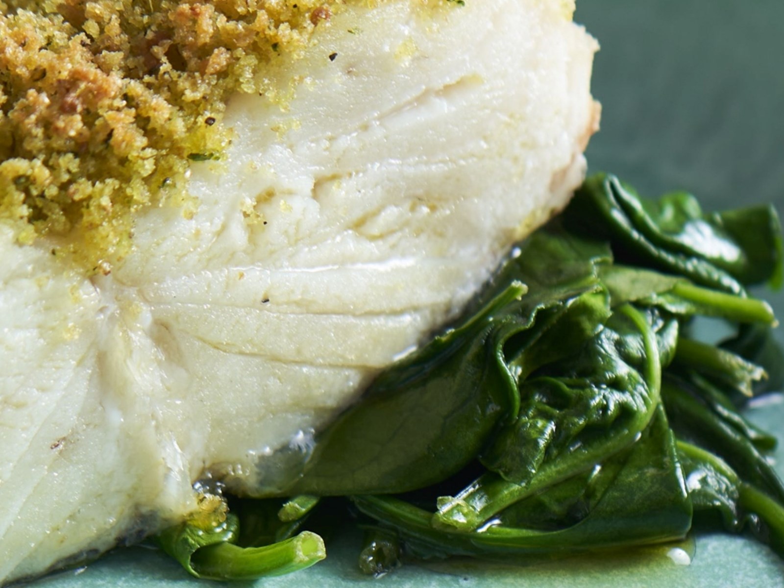 Bacalhau com Broa e Espinafres