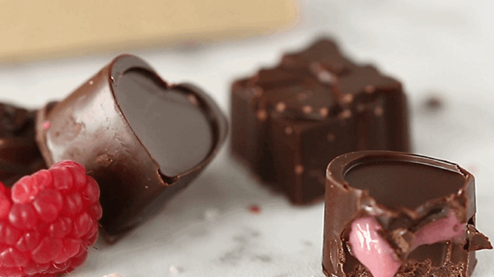 Bombons De Chocolate Framboesa E Aguardente Velha