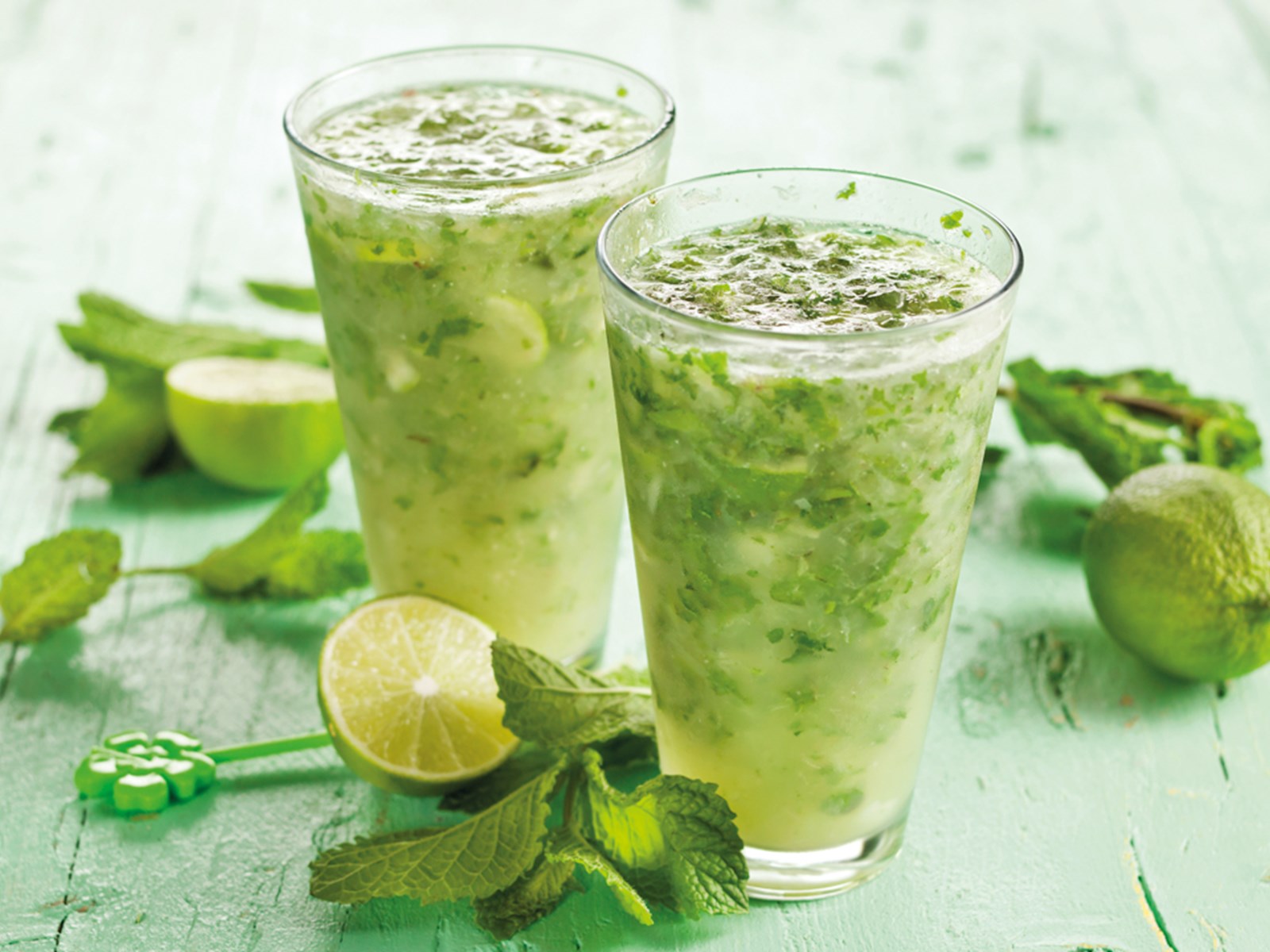 Green Alcoholic Drinks