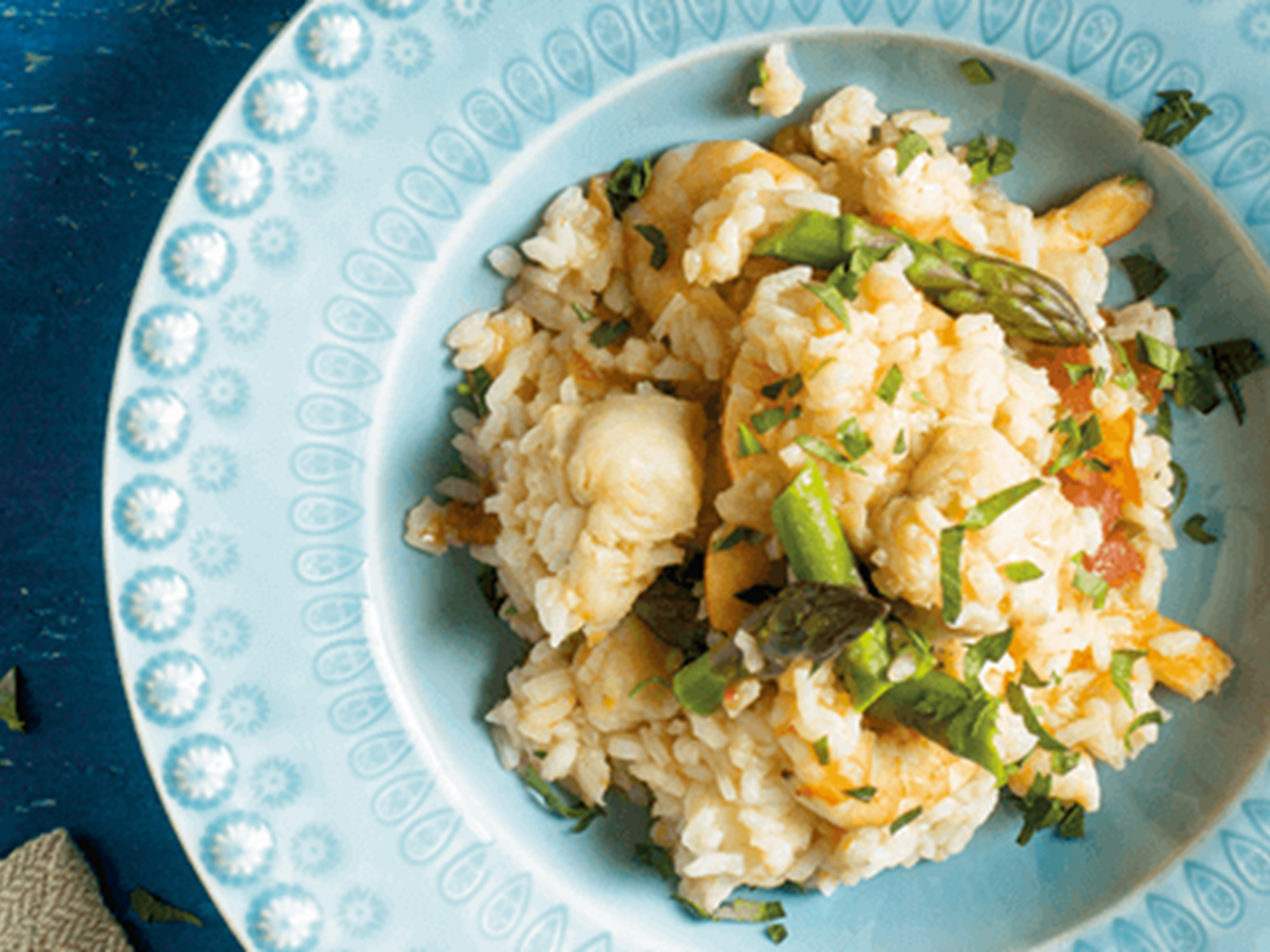 Arroz-de-peixe-com-gambas-e-espargos