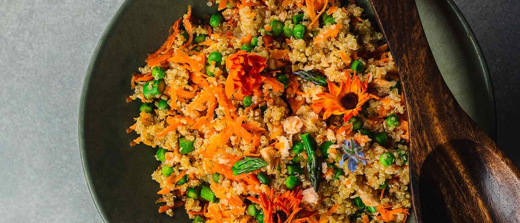 Receita Salada de quinoa primaveril