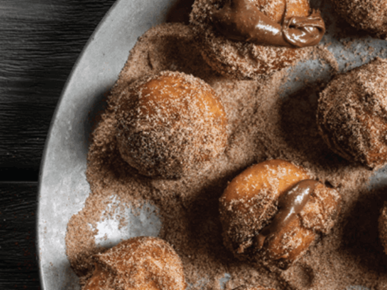Bolas-de-Berlim-Miniatura-com-Nutella